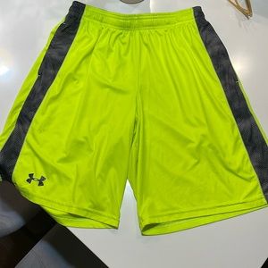 Men’s Under Armor Shorts - Size: Medium
